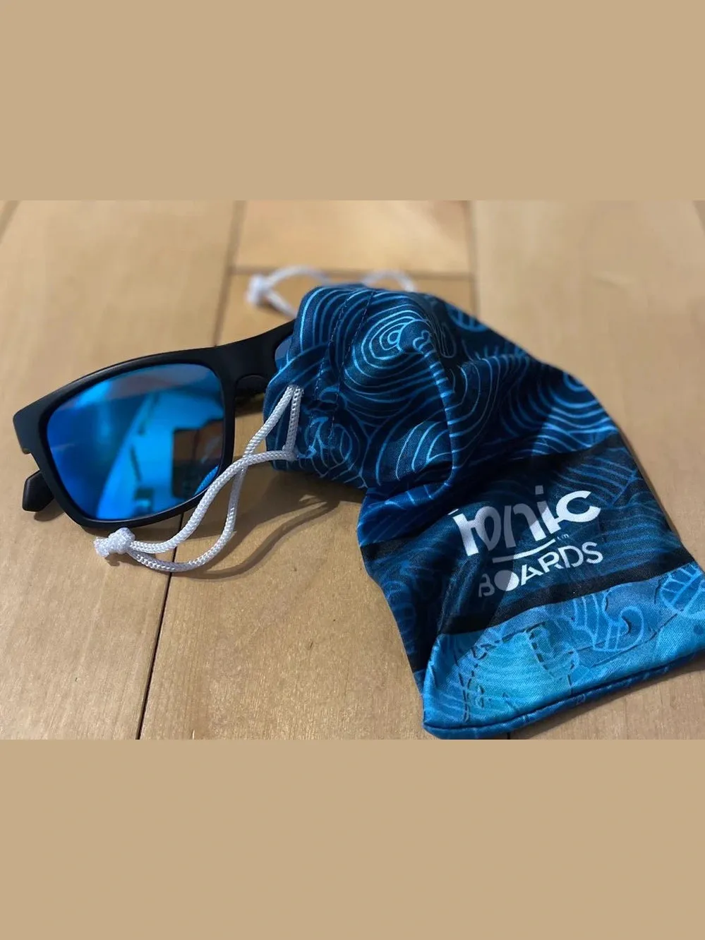 IONIC  Floating Sunglasses